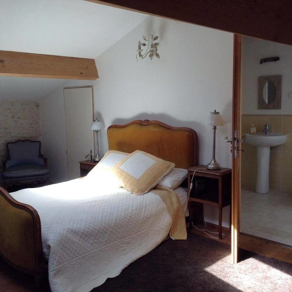 Gite Du Calme 3 Star Bed & Breakfast Cognac Cherac Exterior photo