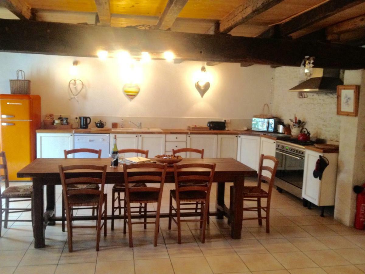 Gite Du Calme 3 Star Bed & Breakfast Cognac Cherac Exterior photo